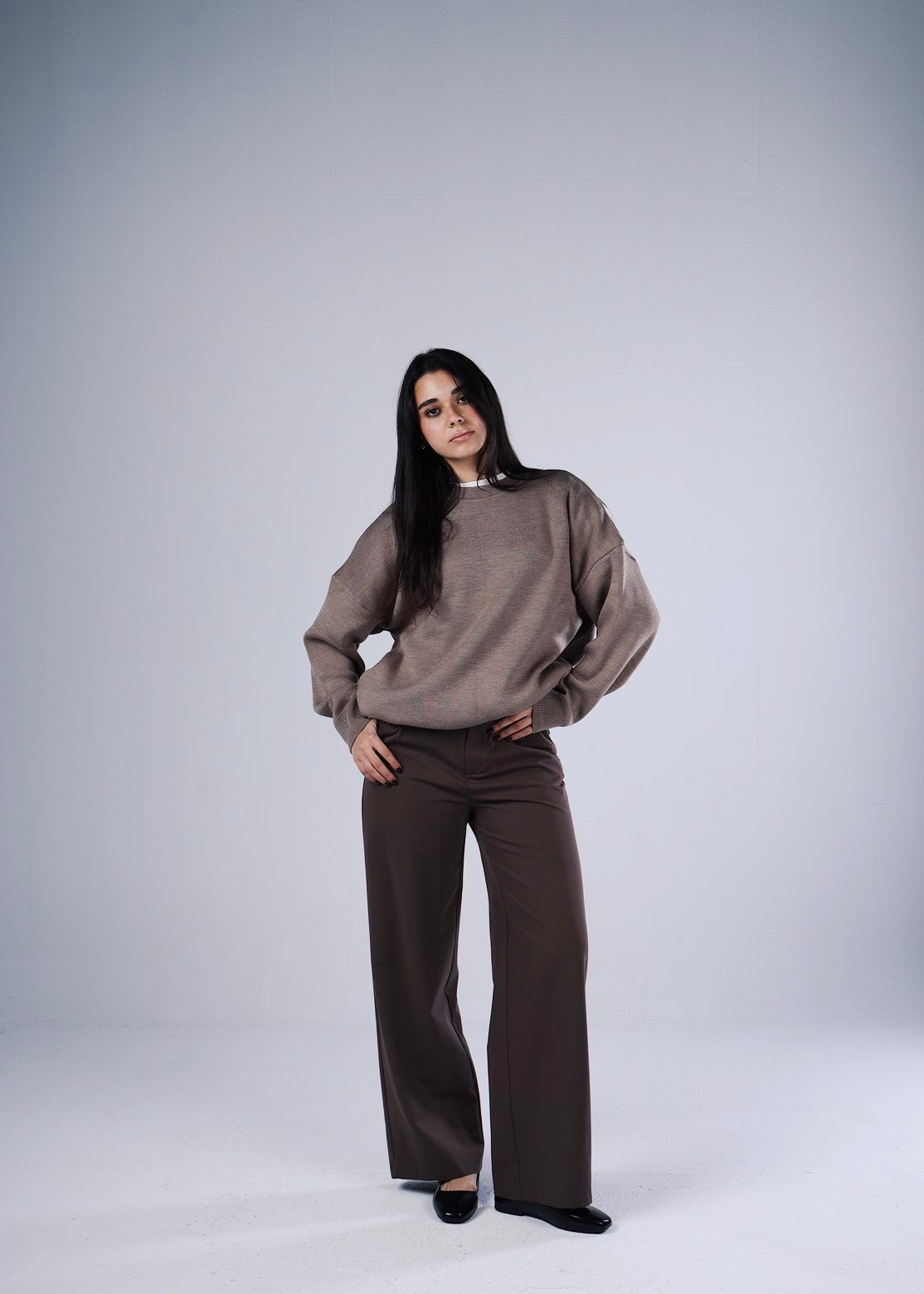 MUSHROOM BEIGE KNIT SWEATER